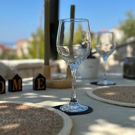 Romantic Stone- Studio Apartman Omis Exterior photo